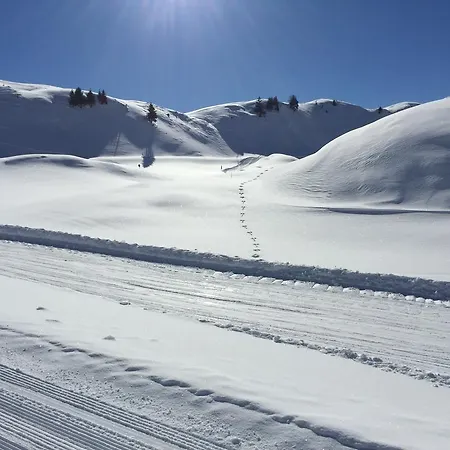 Ski Rent Michael Kitzbuhel
