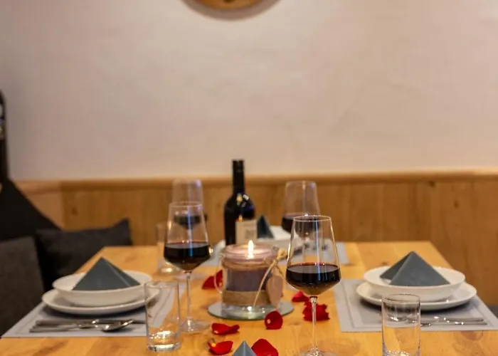 Rent Michael 公寓 *